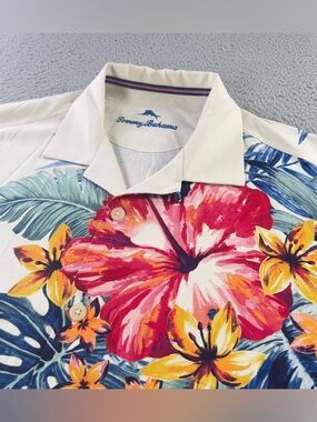 Tommy Bahama Camp Shirt Mens Medium Floral Silk Kayo Island Artist Series 2020